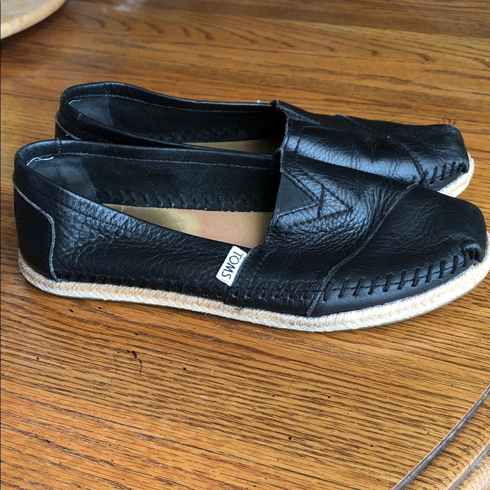 TOMS Black Leather Espadrille-Style Slip-On Flats Women’s 6.5